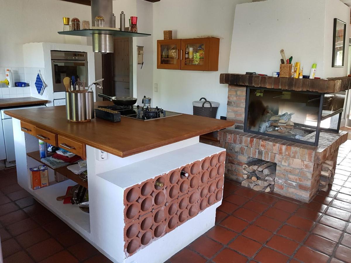 Grosse Wohnung / Haushaelfte In Peetzig Am See Angermunde Exterior foto