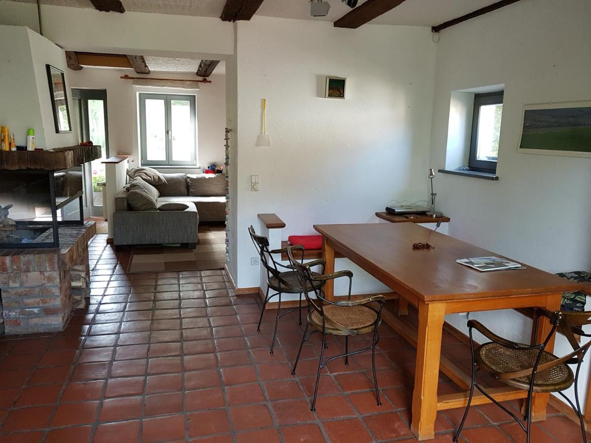 Grosse Wohnung / Haushaelfte In Peetzig Am See Angermunde Exterior foto