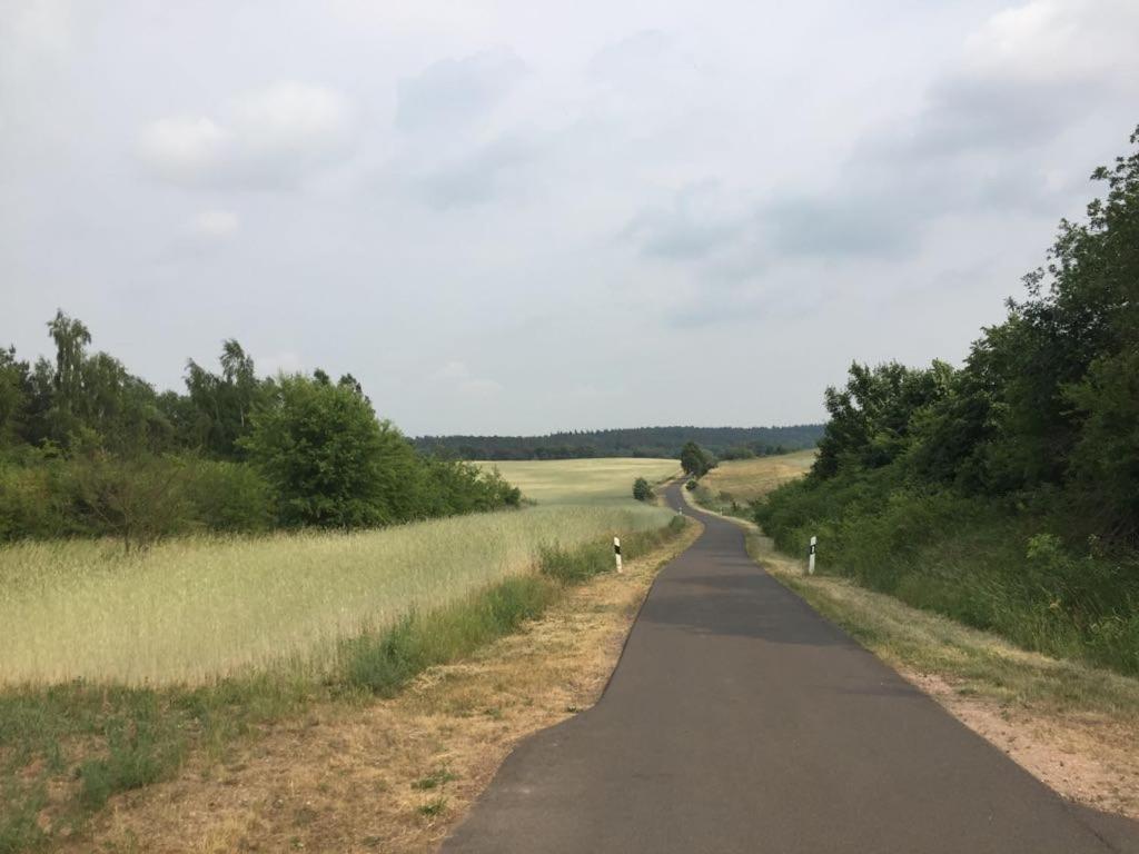 Grosse Wohnung / Haushaelfte In Peetzig Am See Angermunde Exterior foto